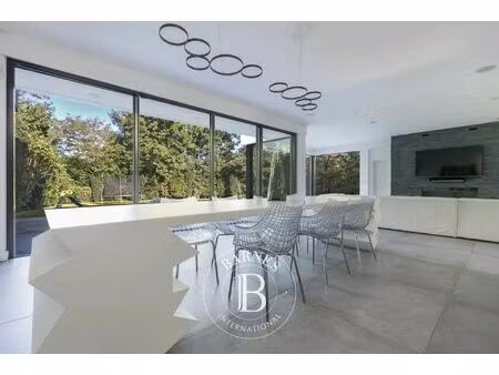 à vendre  maison la celle-saint-cloud 5 chambres - 518 m² - 2 980 000 €