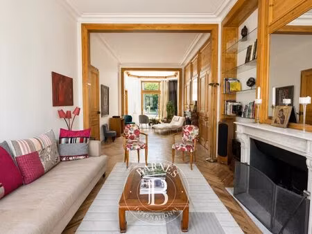 à vendre  maison lille 6 chambres - 210 m² - 849 500 €