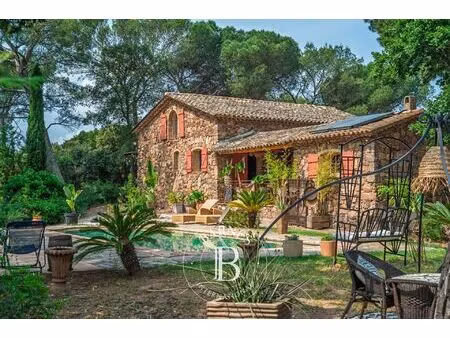 à vendre  mas roquebrune-sur-argens 5 chambres - 200 m² - 1 490 000 €