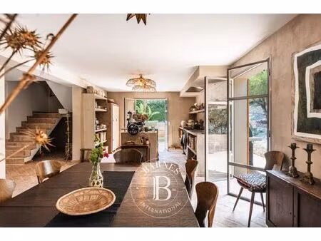 à vendre  maison de ville saint-florent 6 chambres - 255 m² - 1 995 000 €