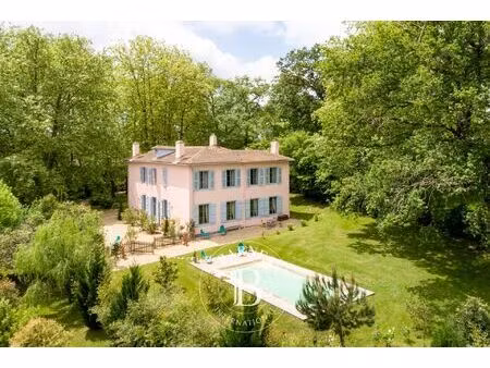 à vendre  maison saint-pierre-d'irube 10 chambres - 600 m² - 1 963 000 €