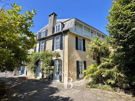 à vendre  propriété salies-de-béarn 13 chambres - 485 m² - 495 000 €