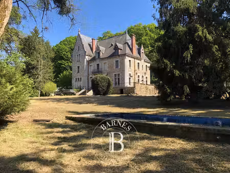 à vendre  maison sermaise 6 chambres - 485 m² - 1 400 000 €