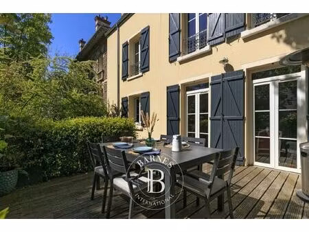 à vendre  maison suresnes 5 chambres - 237 m² - 1 990 000 €