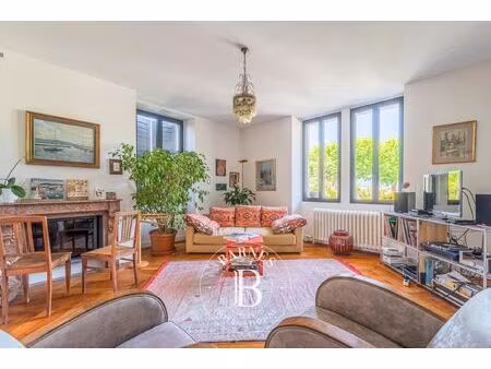 à vendre  maison d'hôtes thonon-les-bains 8 chambres - 305 m² - 2 000 000 €