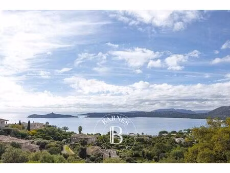 à vendre  villa sainte-lucie-de-porto-vecchio 4 chambres - 353 m² - 2 500 000 €