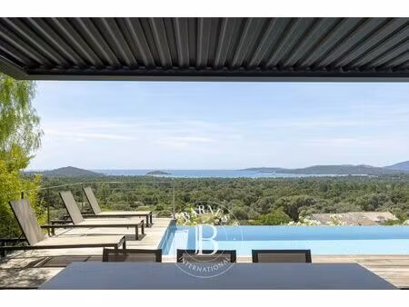 à vendre  villa sainte-lucie-de-porto-vecchio 5 chambres - 180 m² - 2 438 000 €