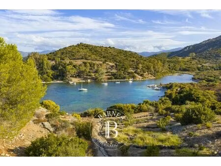 à vendre  villa saint-florent 6 chambres - 300 m² - 7 800 000 €