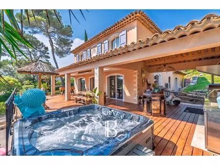 à vendre  villa valbonne 6 chambres - 310 m² - 2 400 000 €