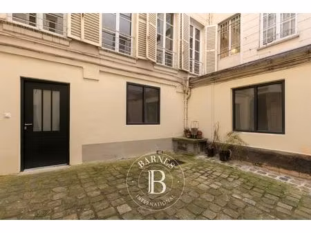à vendre  bureau paris 3ème - 561 600 €