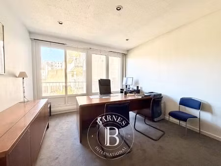 à vendre  commerce lille 6 chambres - 117 m² - 450 000 €