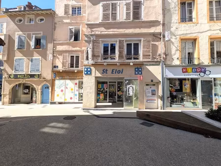 vente locaux professionnels 193 m² à macon (71000)  170 000 €