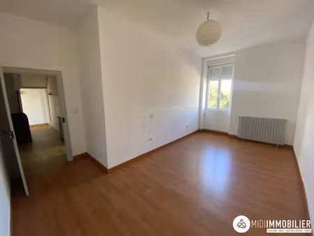 location appartement 4 pièces 91 m² à carmaux (81400)  594 €