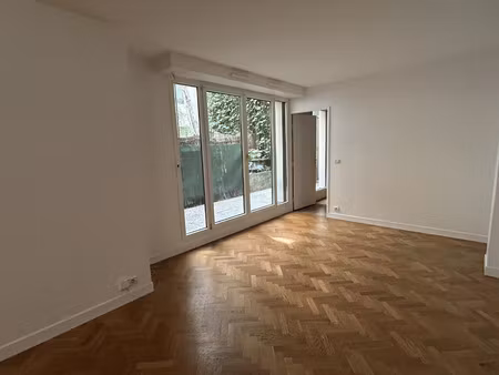 t2 avec terrasse de 12 m²