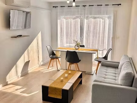 location meublée appartement 4 pièces 70 m² à perpignan (66000)  415 €