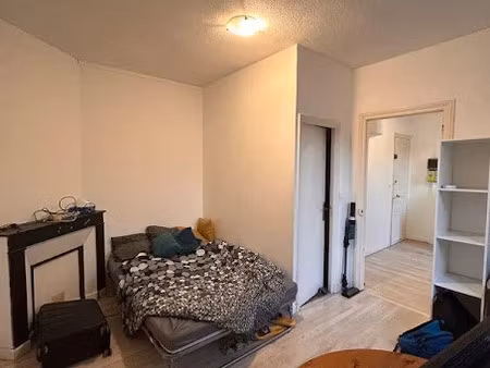 location appartement 1 pièce 21 m² à reims (51100)  340 €