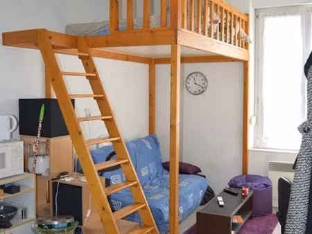 location meublée appartement 1 pièce 22 m² à reims (51100)  440 €
