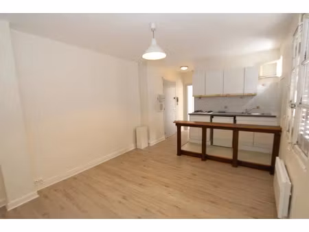 location appartement 2 pièces 30.85 m² à grenoble (38000)  500 €