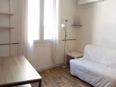 location meublée appartement 1 pièce 15 m² à aix-en-provence (13090)  545 €