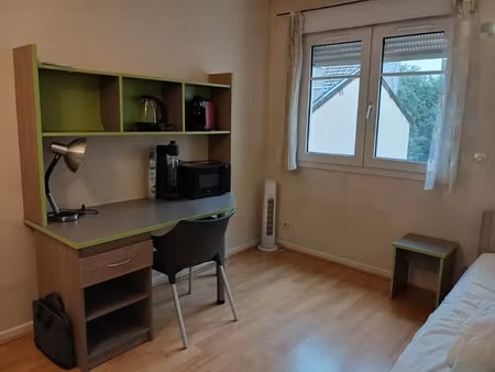 location meublée appartement 1 pièce 18 m² à lyon 7ème (69007)  590 €