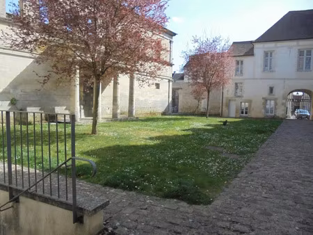 location appartement 2 pièces 50 m² à laon (02000)  590 €