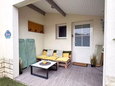 location meublée appartement 1 pièce 25 m² à la rochelle (17000)  650 €