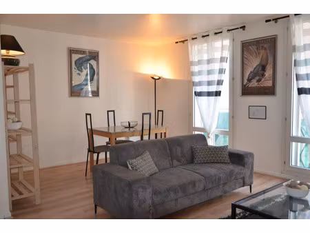 location meublée appartement 3 pièces 60 m² à montigny-le-bretonneux (78180)  675 €