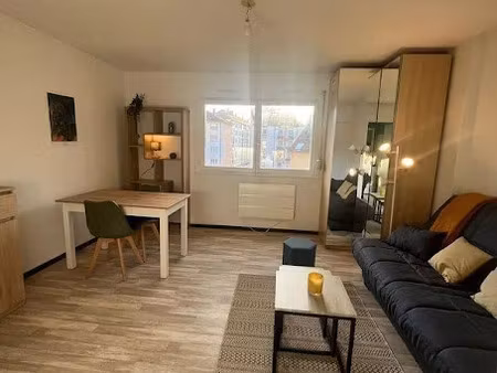 location meublée appartement 1 pièce 24 m² à strasbourg (67000)  650 €