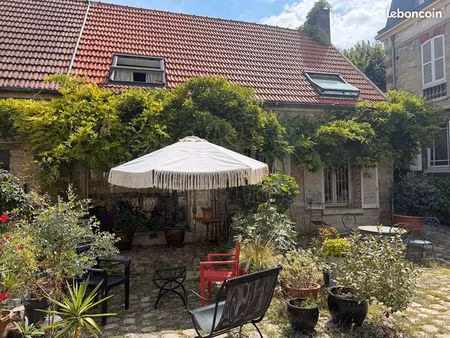maison 4 pièces 95 m²