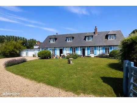 maison 8 pièces 142 m²