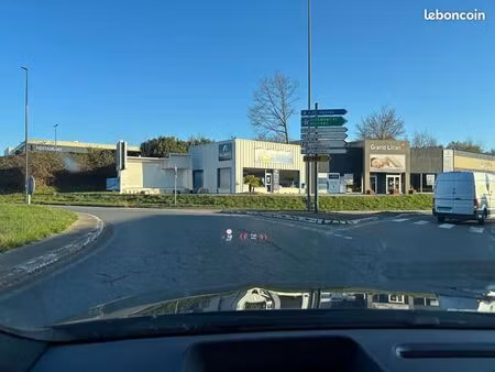local commercial 100 m²