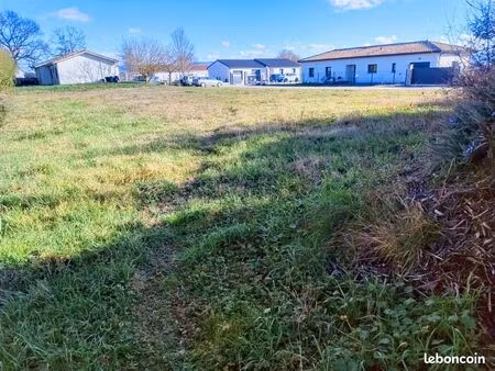 terrain constructible à blan