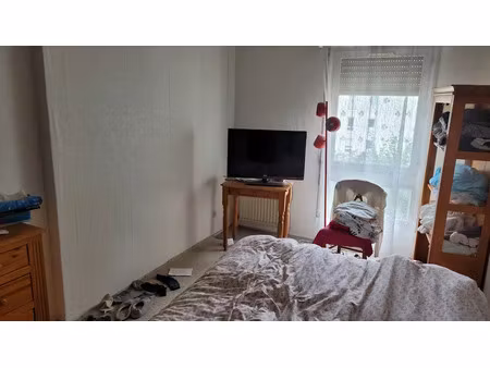 location meublée appartement 3 pièces 71 m² à creteil (94000)  1 500 €