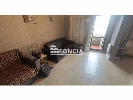 t2 proche baille / lodi avec locataire