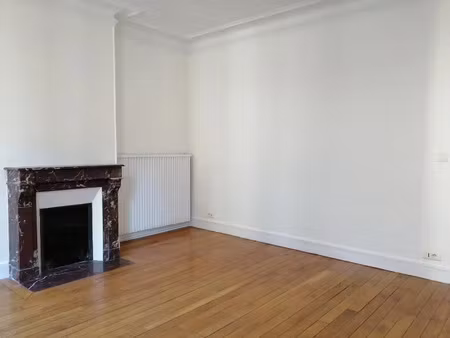 location appartement 2 pièces 52 m² à paris 14ème (75014)  1 536 €