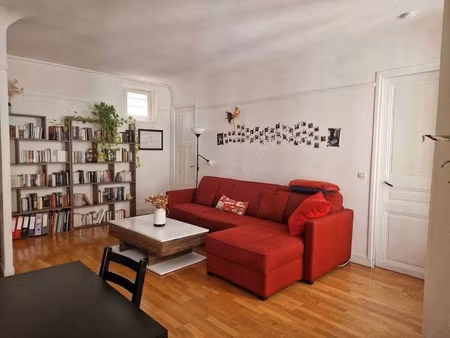 location meublée appartement 2 pièces 48 m² à paris 16ème (75016)  1 940 €