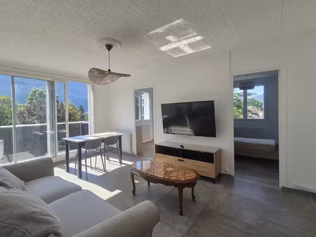 location appartement 3 pièces 52 m² à saint-égrève (38120)