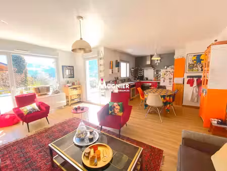 taninges : appartement t4 avec garage