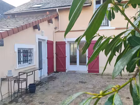 proche maintenon maison de style bourgeoise de 83 m² avec jardin.