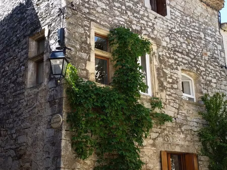 maison de village en pierre à viols-le-fort
