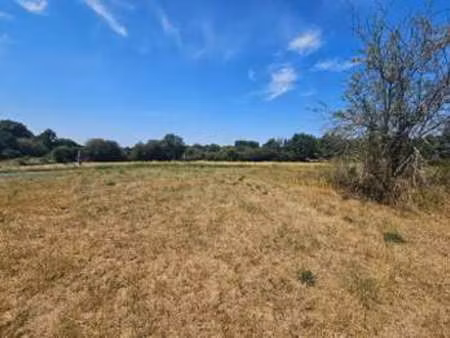 vente terrain à la flèche (72200) : à vendre / 854m² la flèche