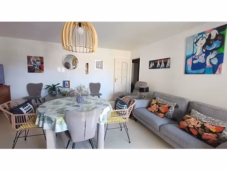 location appartement 3 pièces 71 m² à estaires (59940)  763 €