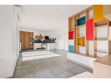 appartement 4 pièce(s) 101.95 m2