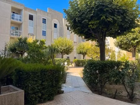location meublée appartement 1 pièce 27 m² à montpellier (34000)  750 €
