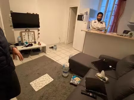 location meublée appartement 2 pièces 30 m² à montpellier (34000)  700 €