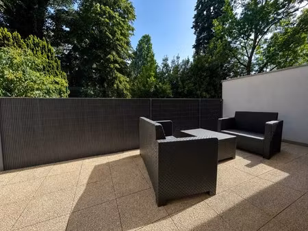 t2/t3 rénové  terrasse  parking  cave