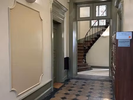 location meublée appartement 2 pièces 41 m² à tours (37000)  730 €