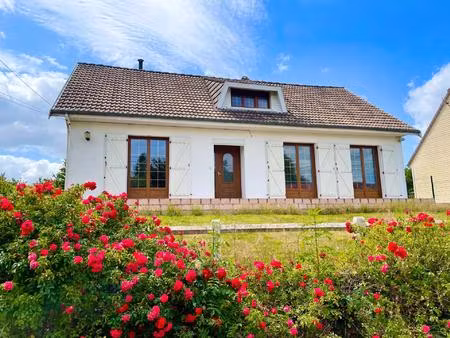 maison familiale avec jardin arboré  garage et potentiel 4 chambres à 15 min de saint-vale