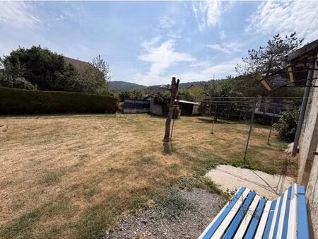 donner vie à vos projets  maison avec grange  offrant un beau potentiel d’aménagement !