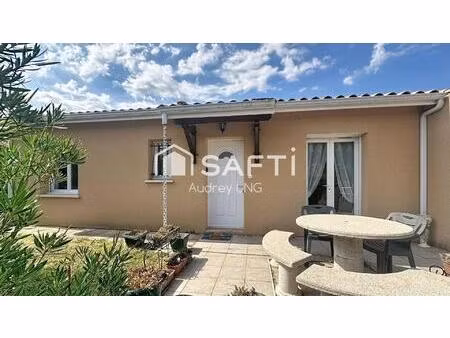 maison de plain-pied de 87 m² avec un jardin de 700m² – un cadre de vie agréable à découvr